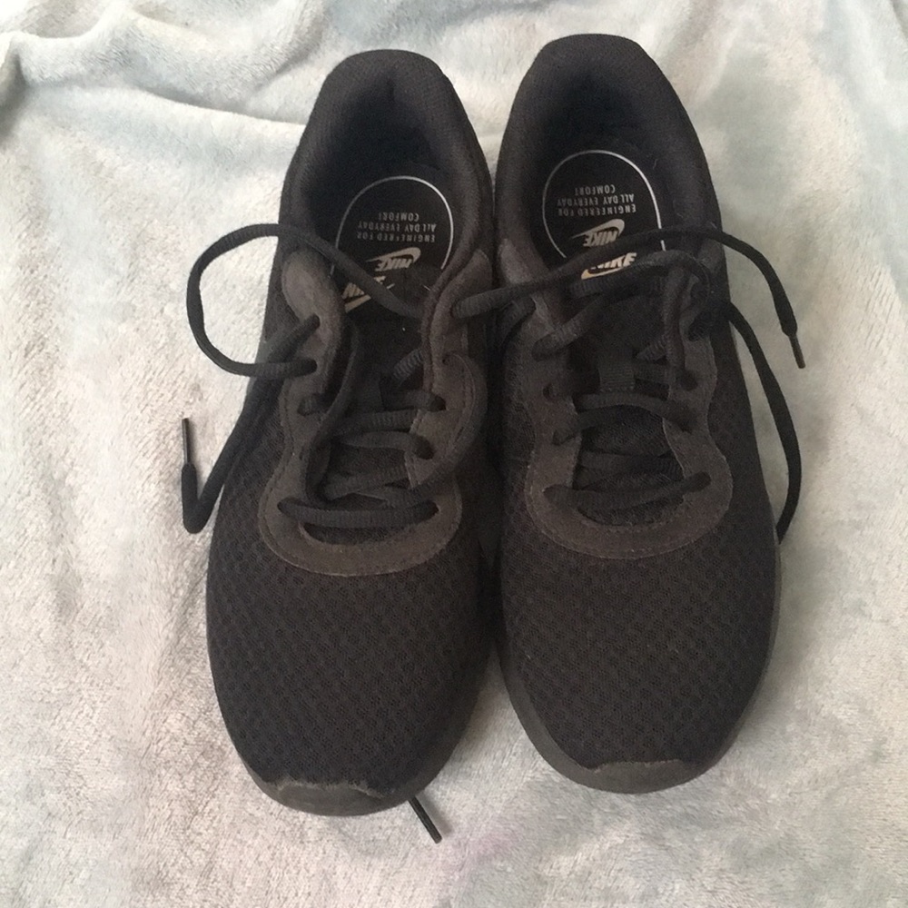 Black Nike Sneakers